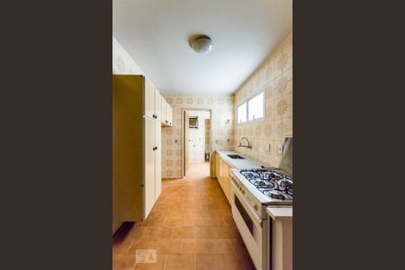Apartamento à venda com 74m², 2 quartos e 1 vagaCozinha