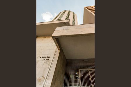 Studio à venda com 35m², 1 quarto e sem vaga Studio à venda com 35m², 1 quarto e sem vagaFachada