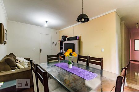 Sala de apartamento para alugar com 3 quartos, 80m² em Vila Manoel Ferreira, Campinas