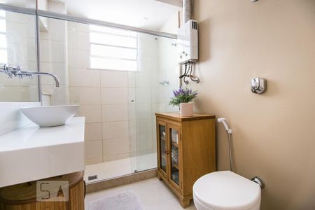 Banheiro social de apartamento à venda com 2 quartos, 70m² em Tijuca, Rio de Janeiro