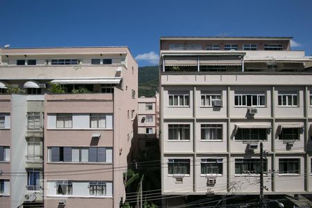 Vista sala de apartamento à venda com 2 quartos, 70m² em Tijuca, Rio de Janeiro