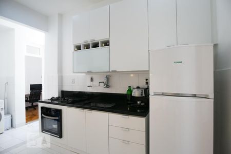 Apartamento à venda com 70m², 2 quartos e 1 vaga Apartamento à venda com 70m², 2 quartos e 1 vagaArmários/Fogão/Geladeira