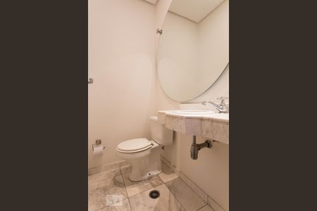 Lavabo de apartamento para alugar com 3 quartos, 150m² em Jardim Paulista, São Paulo