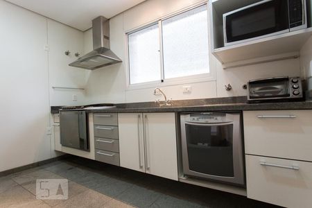 Apartamento para alugar com 150m², 3 quartos e 3 vagasCozinha