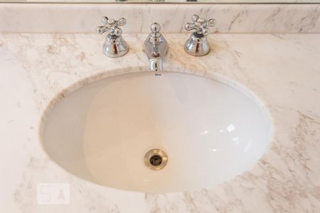 Apartamento para alugar com 150m², 3 quartos e 3 vagasBanheiro Suíte 02