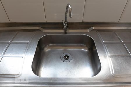 Detalhe da cozinha de apartamento à venda com 2 quartos, 57m² em Vila Monumento, São Paulo