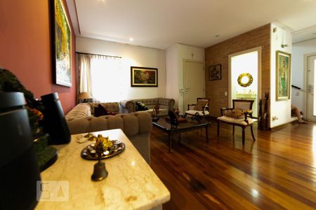 Sala de casa de condomínio à venda com 4 quartos, 300m² em Santo Amaro, São Paulo