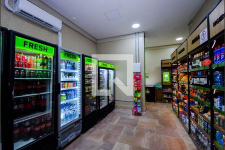 Apartamento para alugar com 65m², 2 quartos e 1 vagaMini Mercado