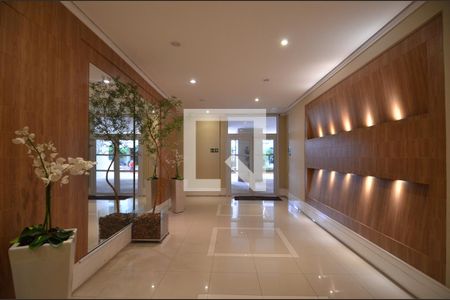 Apartamento para alugar com 65m², 2 quartos e 1 vagaHall Social 