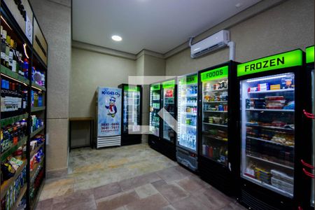 Apartamento para alugar com 65m², 2 quartos e 1 vagaMini Mercado