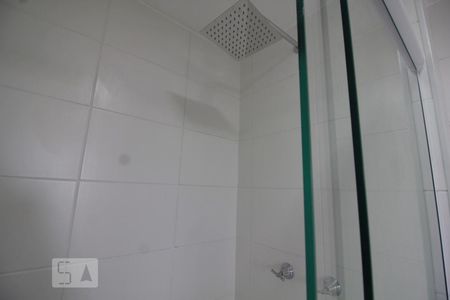 Chuveiro de apartamento para alugar com 2 quartos, 59m² em Jardim Parque Morumbi, São Paulo