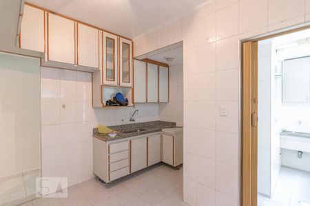 Cozinha de apartamento à venda com 3 quartos, 70m² em Campestre, Santo André