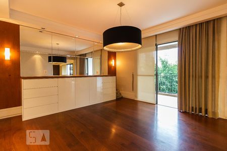 Sala de apartamento para alugar com 4 quartos, 210m² em Campo Belo, São Paulo