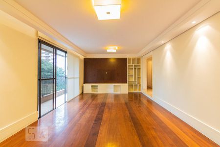 Sala de apartamento para alugar com 4 quartos, 210m² em Campo Belo, São Paulo