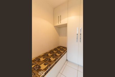 Apartamento para alugar com 210m², 4 quartos e 3 vagas Apartamento para alugar com 210m², 4 quartos e 3 vagasQuarto - Área de Serviço