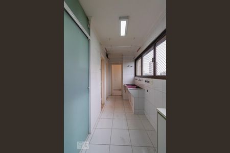 Apartamento para alugar com 210m², 4 quartos e 3 vagas Apartamento para alugar com 210m², 4 quartos e 3 vagasÁrea de Serviço