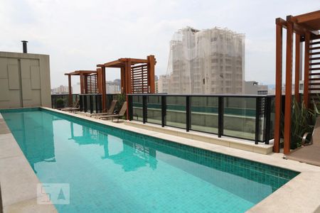 Studio para alugar com 40m², 1 quarto e 1 vaga Studio para alugar com 40m², 1 quarto e 1 vagaPiscina
