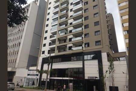 Studio para alugar com 40m², 1 quarto e 1 vaga Studio para alugar com 40m², 1 quarto e 1 vagaFachada
