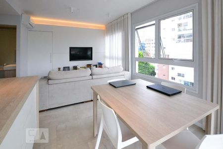 Sala 1 de apartamento para alugar com 1 quarto, 55m² em Vila Olímpia, São Paulo