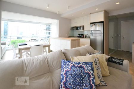 Sala 1 de apartamento para alugar com 1 quarto, 55m² em Vila Olímpia, São Paulo