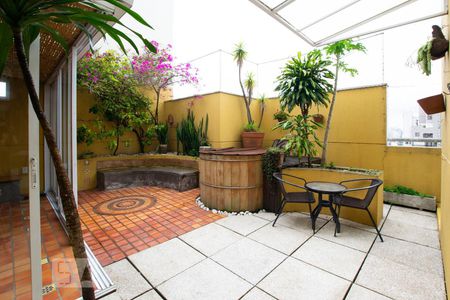 Apartamento para alugar com 75m², 2 quartos e 2 vagas Apartamento para alugar com 75m², 2 quartos e 2 vagasVaranda Gourmet