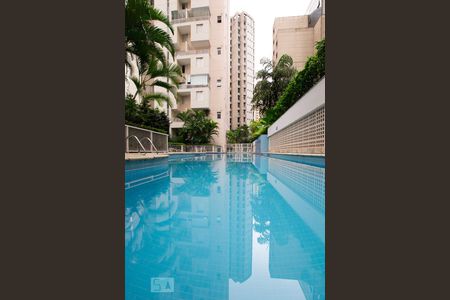 Apartamento para alugar com 75m², 2 quartos e 2 vagas Apartamento para alugar com 75m², 2 quartos e 2 vagasPiscina