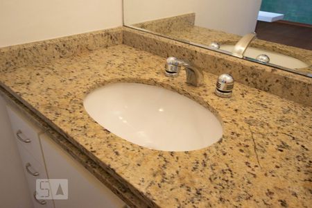 Apartamento para alugar com 75m², 2 quartos e 2 vagas Apartamento para alugar com 75m², 2 quartos e 2 vagasSuíte 1