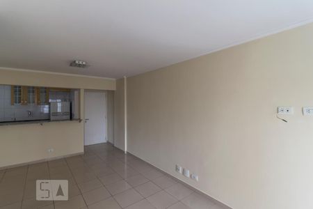 Sala de apartamento para alugar com 3 quartos, 70m² em Vila Pompéia, São Paulo