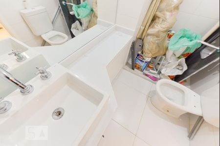 Banheiro de apartamento à venda com 1 quarto, 49m² em Pinheiros, São Paulo