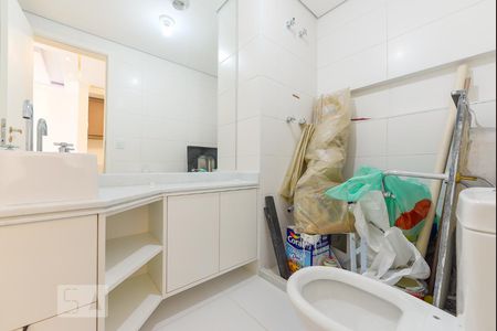 Banheiro de kitnet/studio à venda com 1 quarto, 49m² em Pinheiros, São Paulo