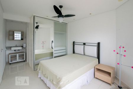Suíte de apartamento para alugar com 1 quarto, 52m² em Vila Olímpia, São Paulo