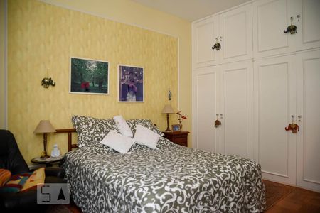 Apartamento à venda com 300m², 4 quartos e 2 vagasSuíte