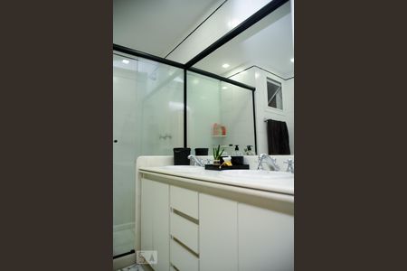 Apartamento à venda com 300m², 4 quartos e 2 vagasBanheiro