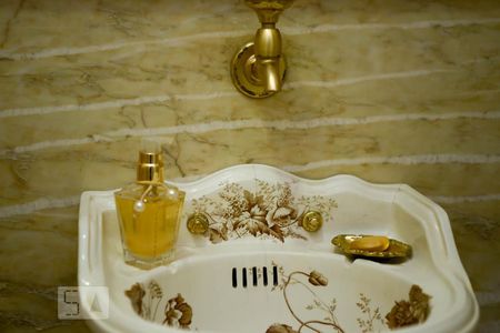 Apartamento à venda com 300m², 4 quartos e 2 vagasDetalhe Pia Lavabo