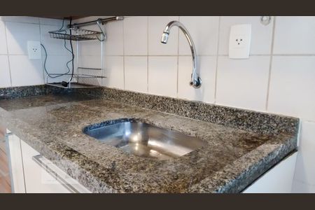 Apartamento para alugar com 60m², 3 quartos e 1 vaga Apartamento para alugar com 60m², 3 quartos e 1 vagaPia da cozinha