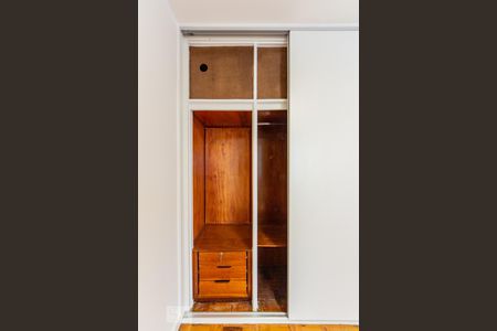 Apartamento à venda com 115m², 3 quartos e 1 vagaSuíte (armários)