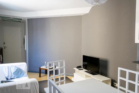 Sala de apartamento para alugar com 2 quartos, 70m² em Aclimação, São Paulo