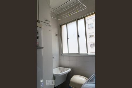 Área de serviço de apartamento para alugar com 2 quartos, 70m² em Aclimação, São Paulo