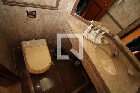 Lavabo de apartamento à venda com 4 quartos, 250m² em Vila Andrade, São Paulo