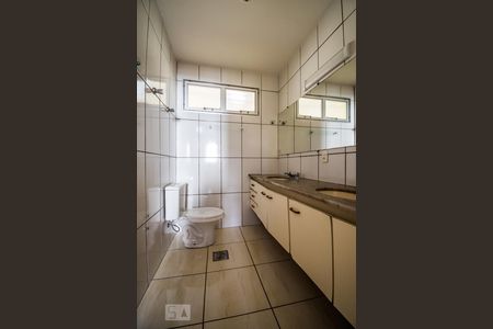 Apartamento à venda com 173m², 4 quartos e 2 vagasBanheiro da Suíte