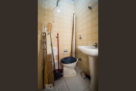 Apartamento à venda com 173m², 4 quartos e 2 vagasBanheiro de Serviço