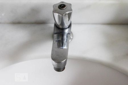 Apartamento para alugar com 63m², 2 quartos e 1 vaga Apartamento para alugar com 63m², 2 quartos e 1 vagaDetalhe banheiro suite