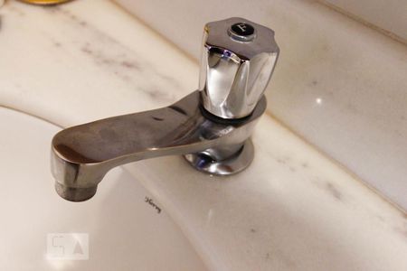 Apartamento para alugar com 63m², 2 quartos e 1 vaga Apartamento para alugar com 63m², 2 quartos e 1 vagaDetalhe banheiro