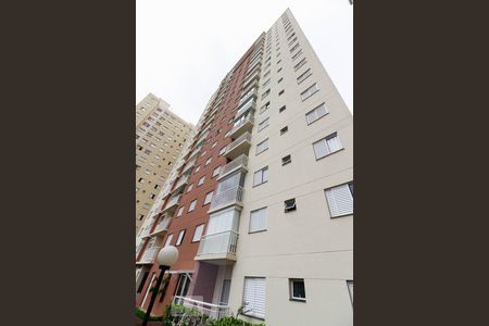 Apartamento para alugar com 63m², 2 quartos e 1 vaga Apartamento para alugar com 63m², 2 quartos e 1 vagaFachada