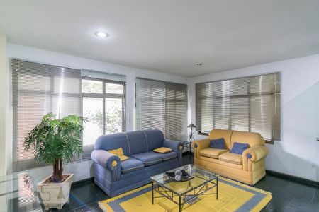 Apartamento para alugar com 86m², 2 quartos e 1 vaga Apartamento para alugar com 86m², 2 quartos e 1 vagaHall de Entrada