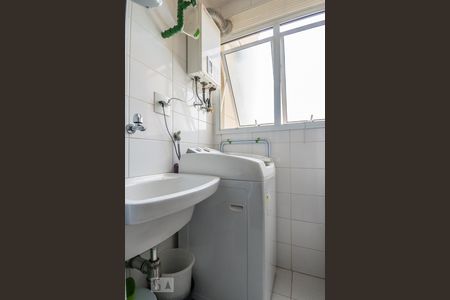 Apartamento à venda com 65m², 3 quartos e 1 vagaÁrea de Serviço