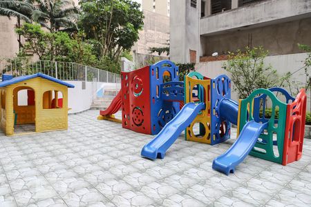 Apartamento à venda com 50m², 1 quarto e sem vagaPlayground