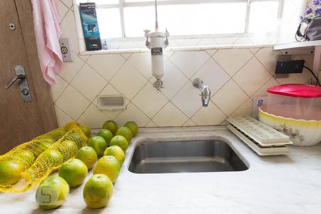 Casa para alugar com 500m², 4 quartos e 8 vagasCozinha