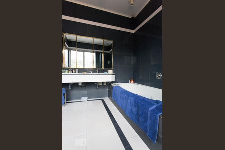 Casa para alugar com 500m², 4 quartos e 8 vagasBanheiro Suíte