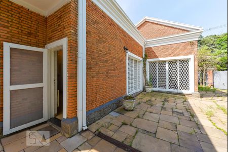 Casa à venda com 350m², 3 quartos e 8 vagasArea Externa